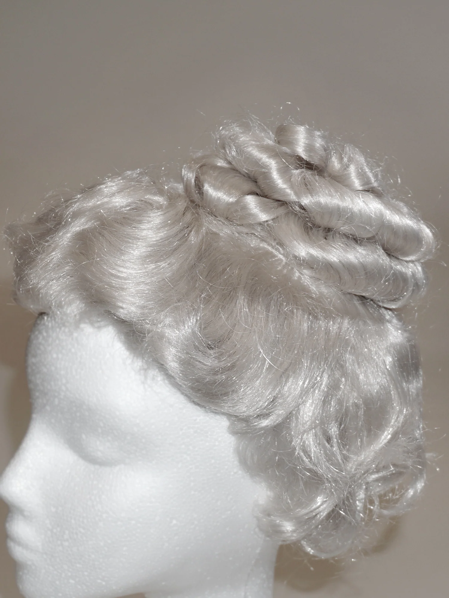 Women's Mrs. Claus Wig - Deluxe - Image 3