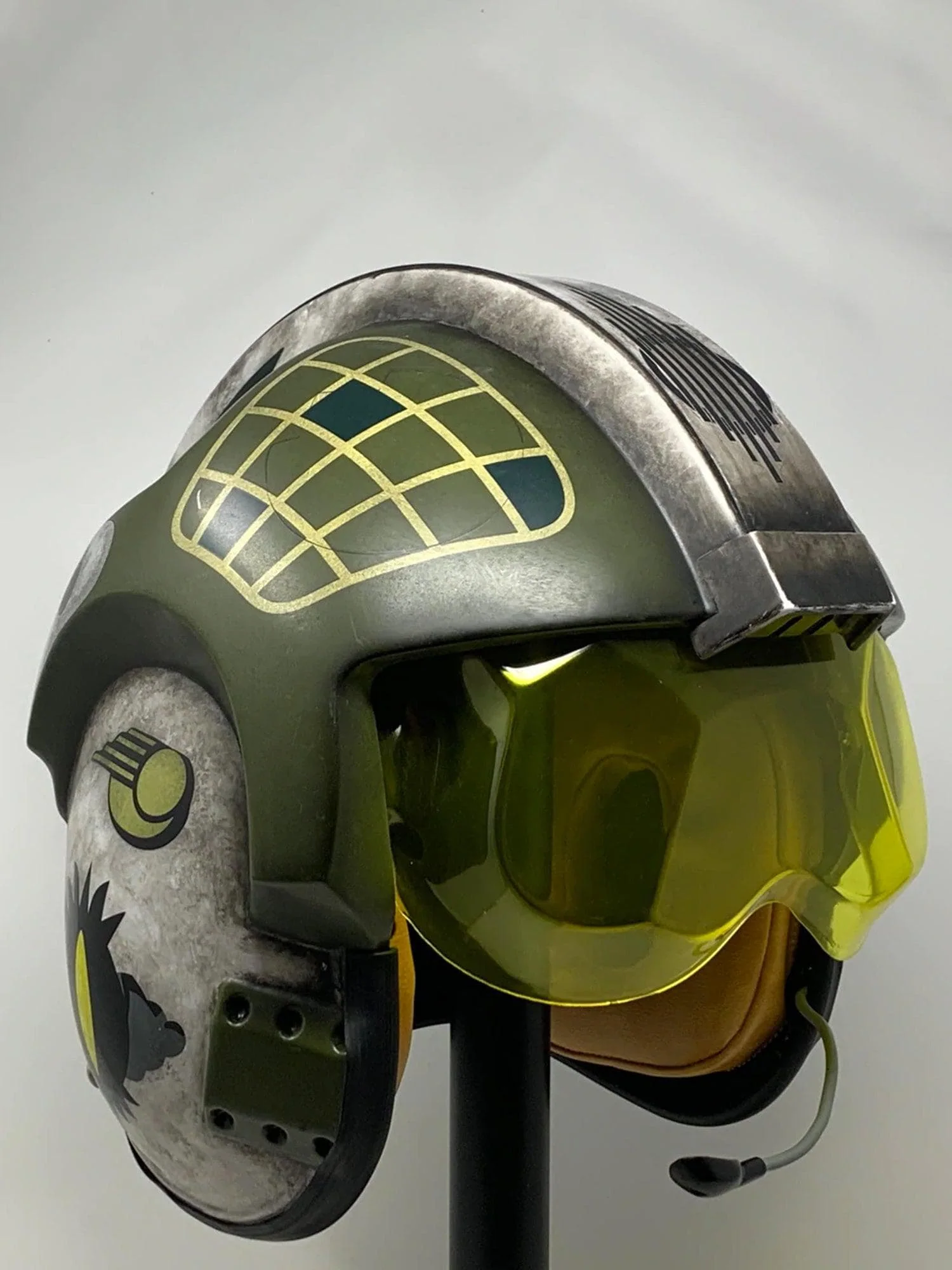 Denuo Novo Star Wars Gold Leader X-wing Helmet Accessory - Image 2