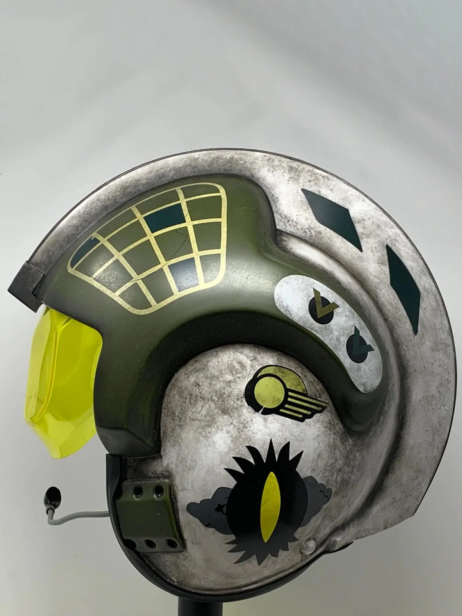 Denuo Novo Star Wars Gold Leader X-wing Helmet Accessory - Image 7
